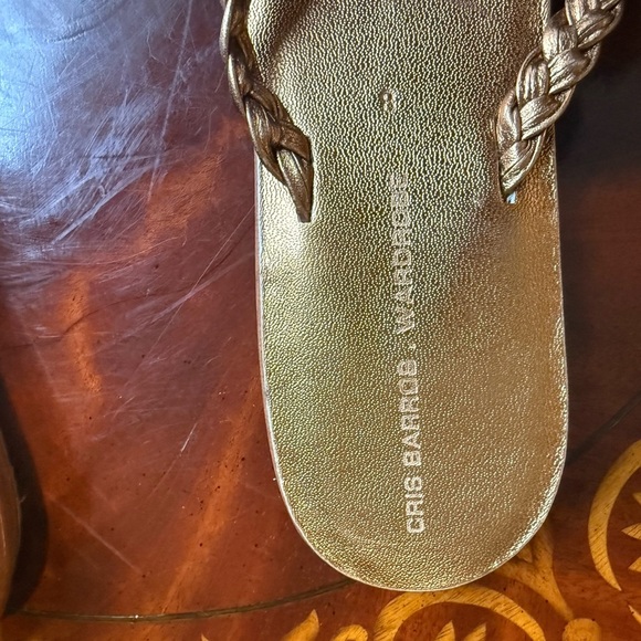 NWOT Cris Barros Wardrobe Gold Leather Braided T strap Sandals Size 8 MSRP $165 - Picture 8 of 8